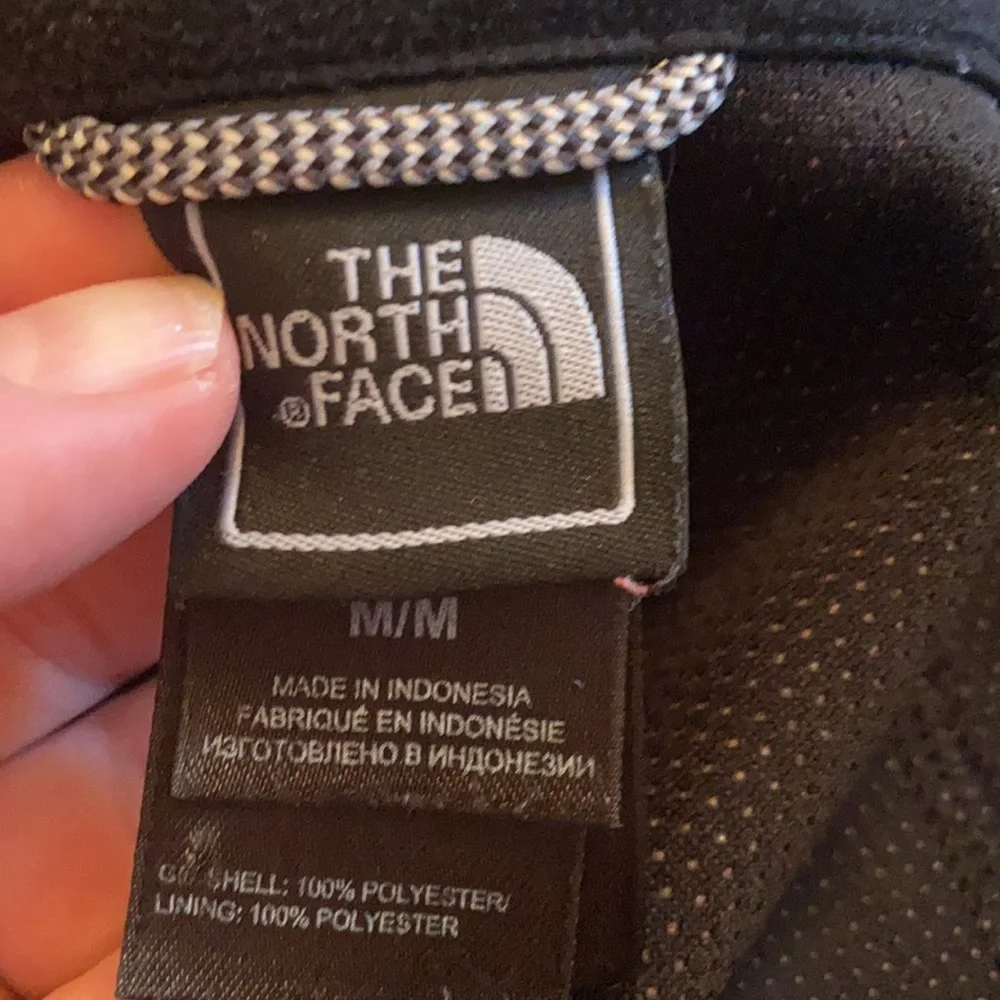 North Face Windwall jacket - Picture 6 of 6